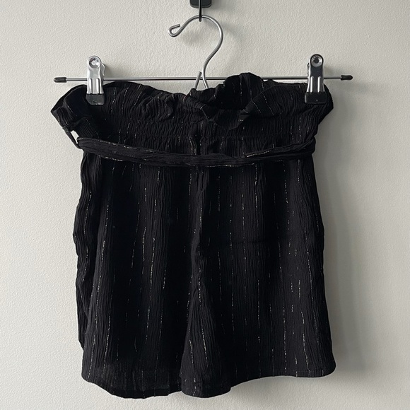 NASTY GAL 2 Piece Cover-Up Top and Shorts (never worn) - Picture 11 of 13